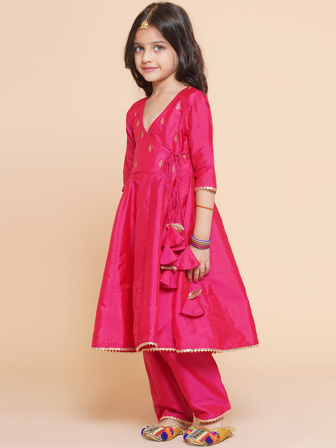 Girls Pink Embroidered Kurta With Trousers & With Dupatta